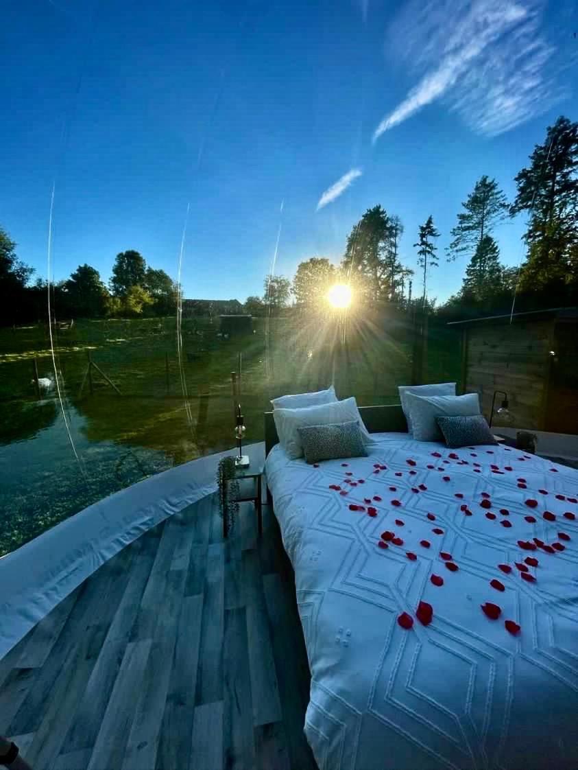 La Bulle Du Bon'Heure Hotel Somme-Leuze Kültér fotó